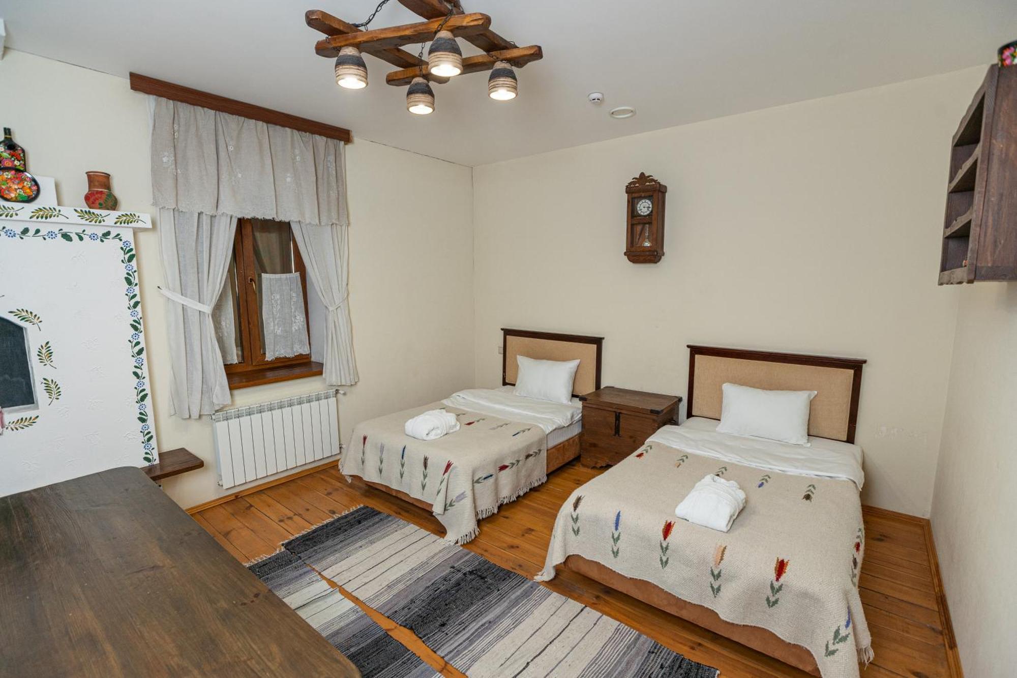 Koncha Zaspa Park Kozyn Ngoại thất bức ảnh